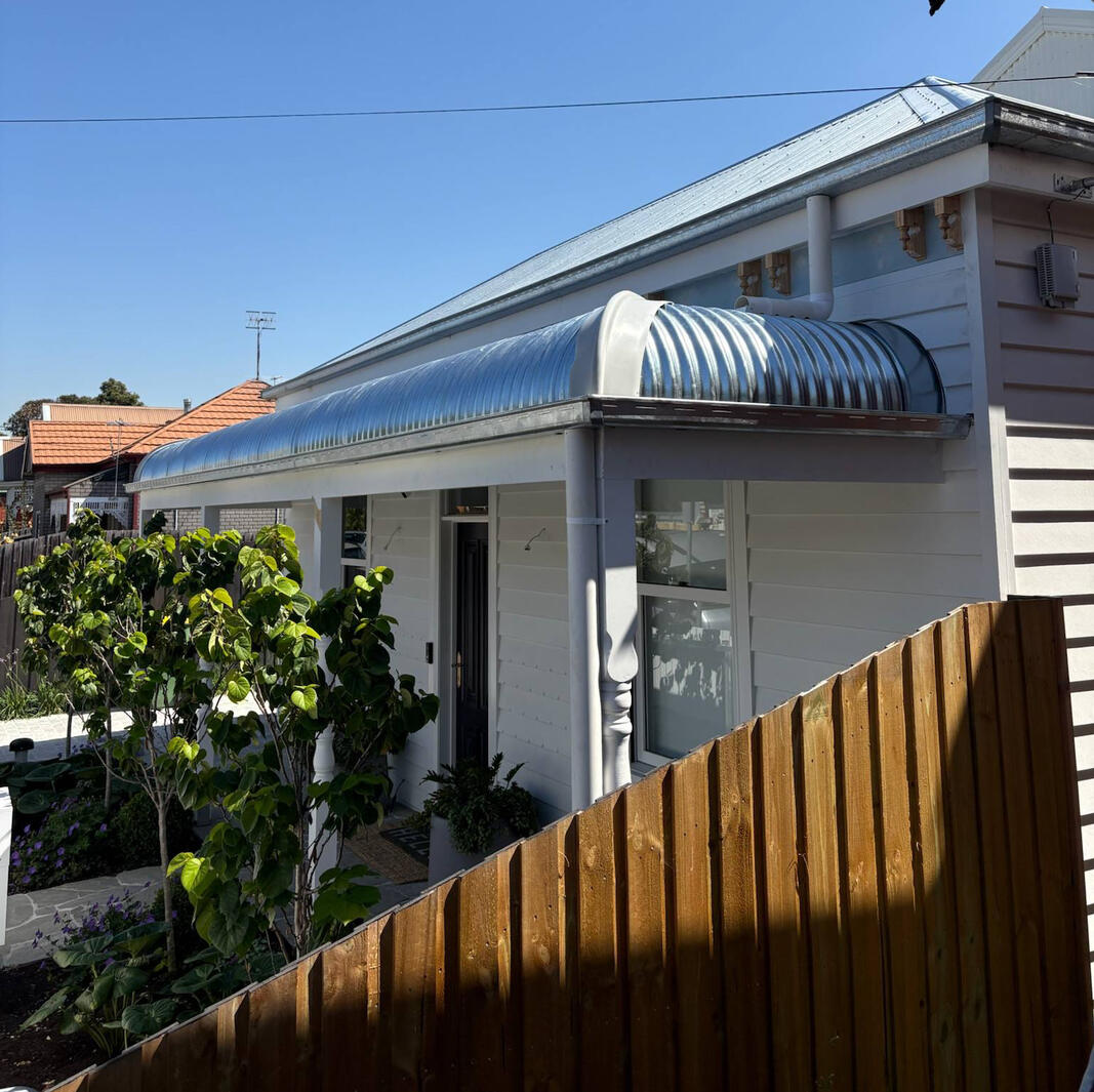 Galvanised Steel Bullnose Roof